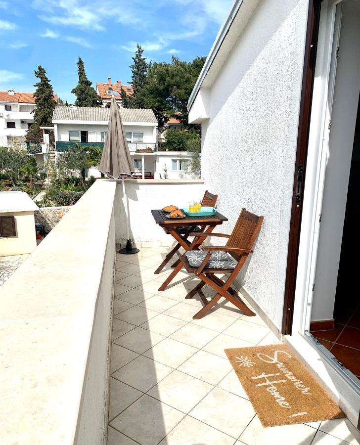 Seaside Apartments Petar Krk Town Eksteriør billede